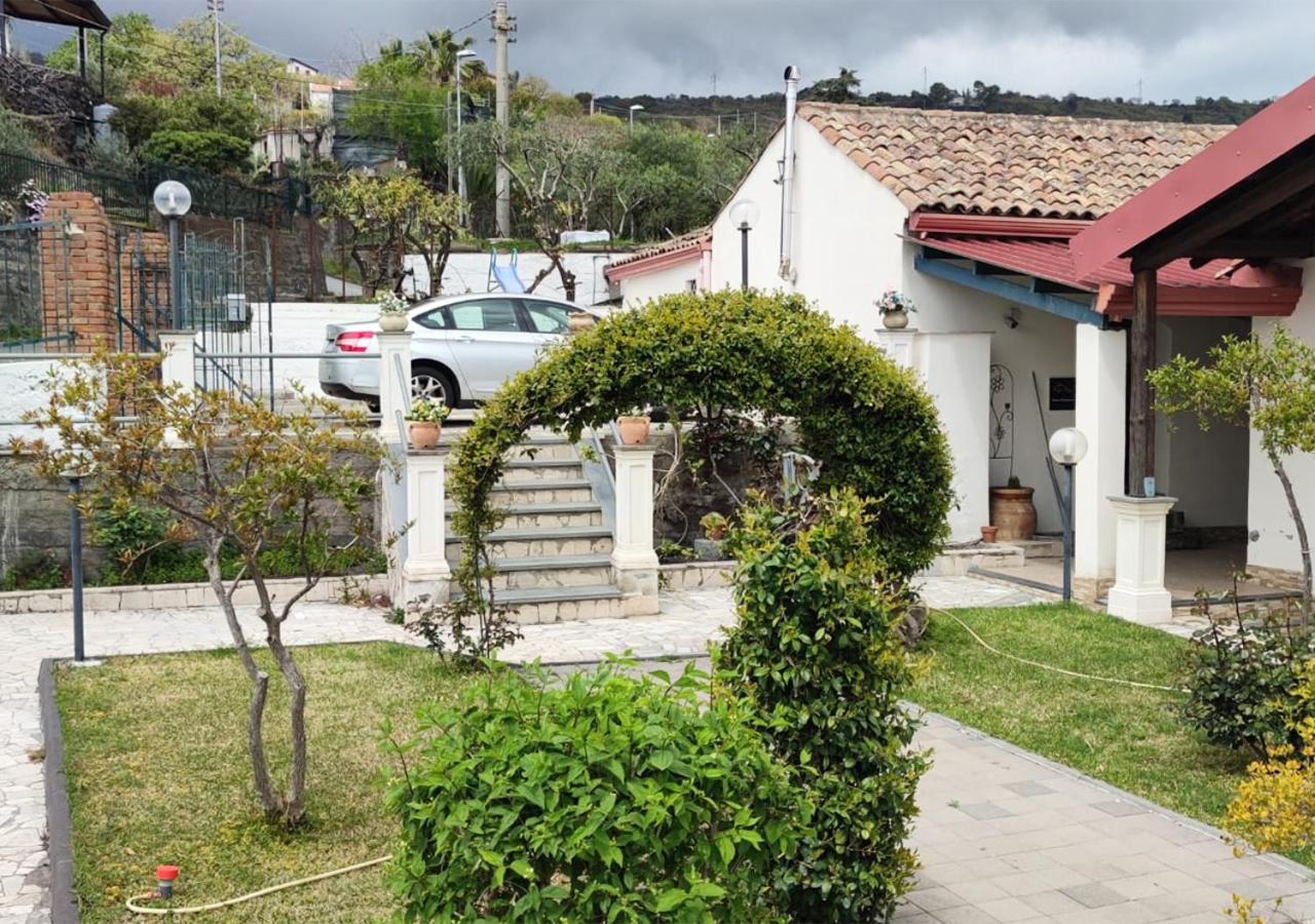 Peri Peri Guest House Mascali Exterior photo